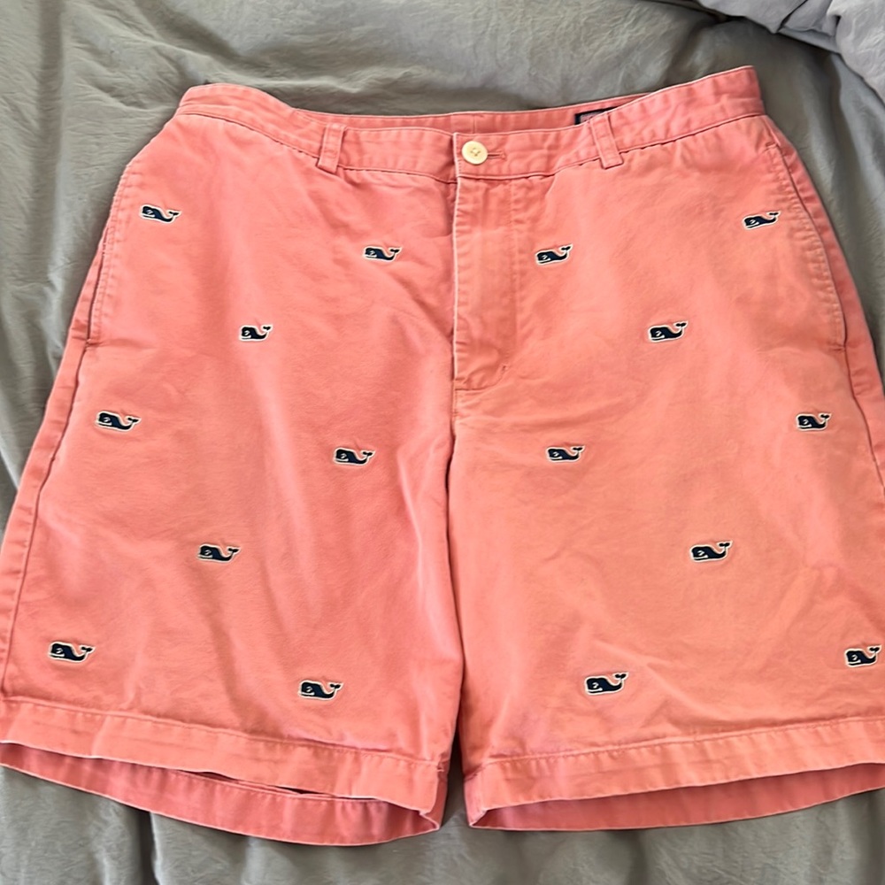 Vineyard Vines club short